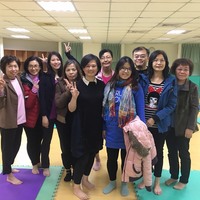 瑜珈呼吸靜心紓壓養生社
時間：每週五  中午12：00~13：00
老師：黃瓊緯老師
地點：韻律教室