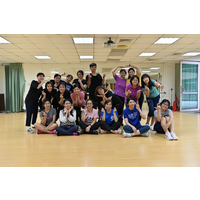 舞動人生
時間：每週二  中午12：00~13：00
老師：簡文彥
地點：韻律教室