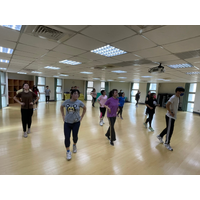 舞動人生
時間：每週二  中午12：00~13：00
老師：簡文彥
地點：韻律教室