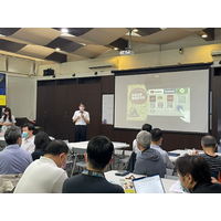 時間：111年4月19日 (三) 下午13：00~15：00
地點：行政大樓   A440新零售教室
主講人：鄧昭怡 老師