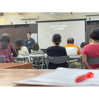 時間：111年5月18日 (四) 上午10：00~12：00
地點：行政大樓   A440新零售教室
主講人：游家瑋 老師