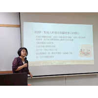 時間：114年10月02日(四)  12:00~12:50
地點：行政大樓  A814情境教室
書名：卡內基溝通與人際關係
內容：如何讓別人的想法和你一樣

 
